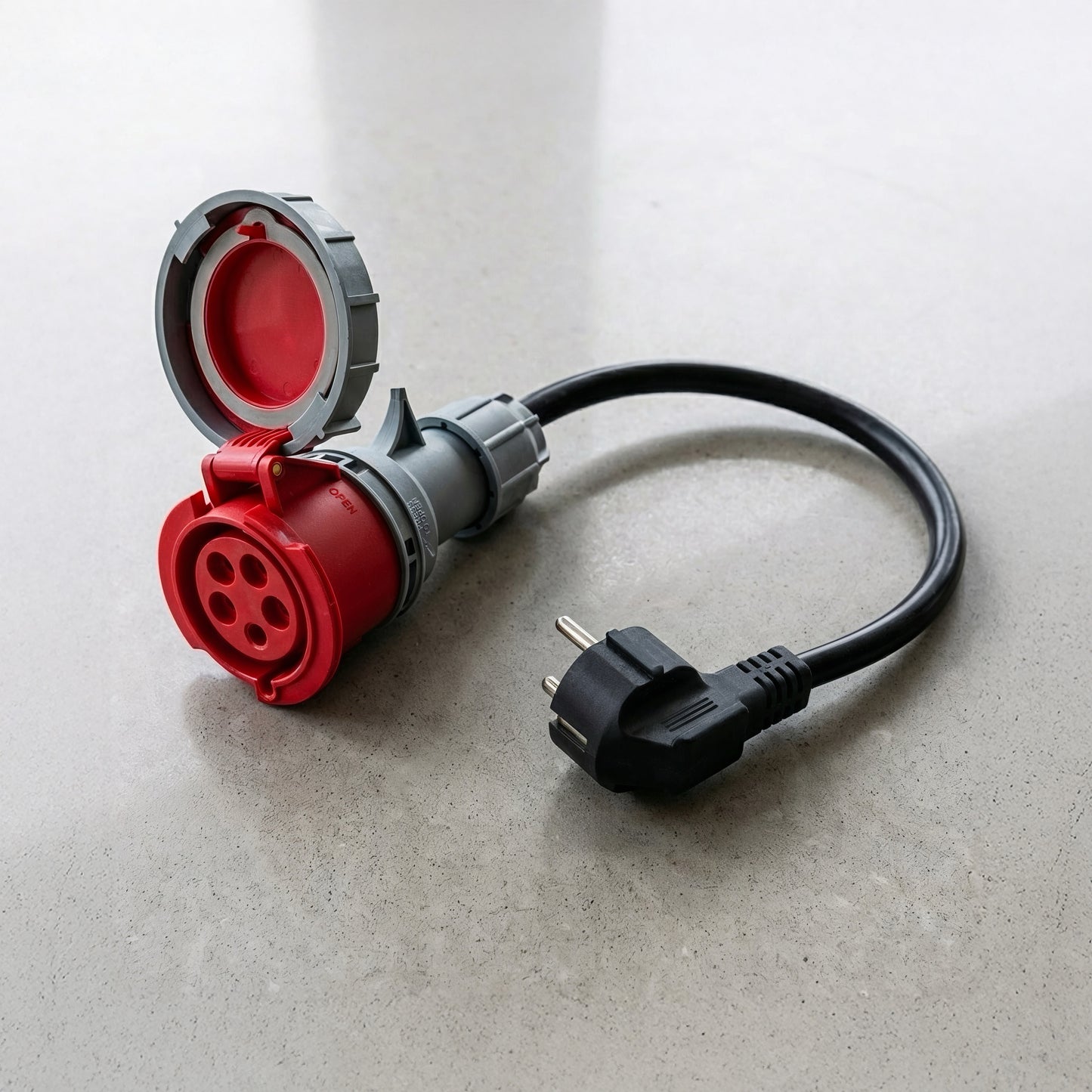 32A 5-poliges CEE auf Schuko Adapter