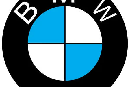 BMW M760e Charging cable